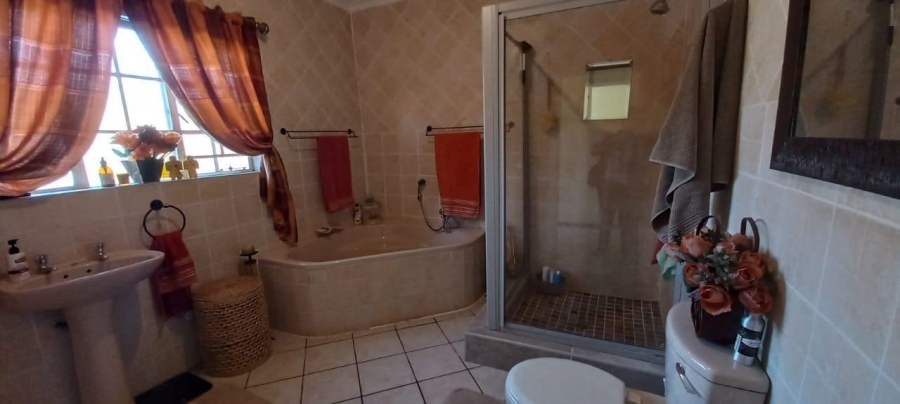 4 Bedroom Property for Sale in Cashan North West